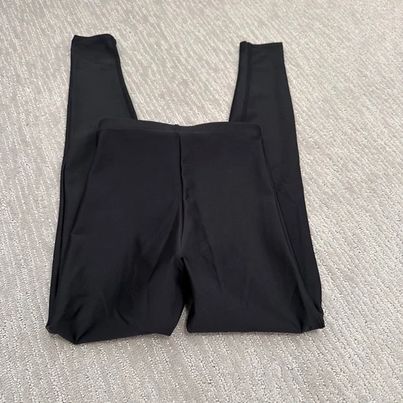 Like new Alo Leggings - Picture 3 of 4